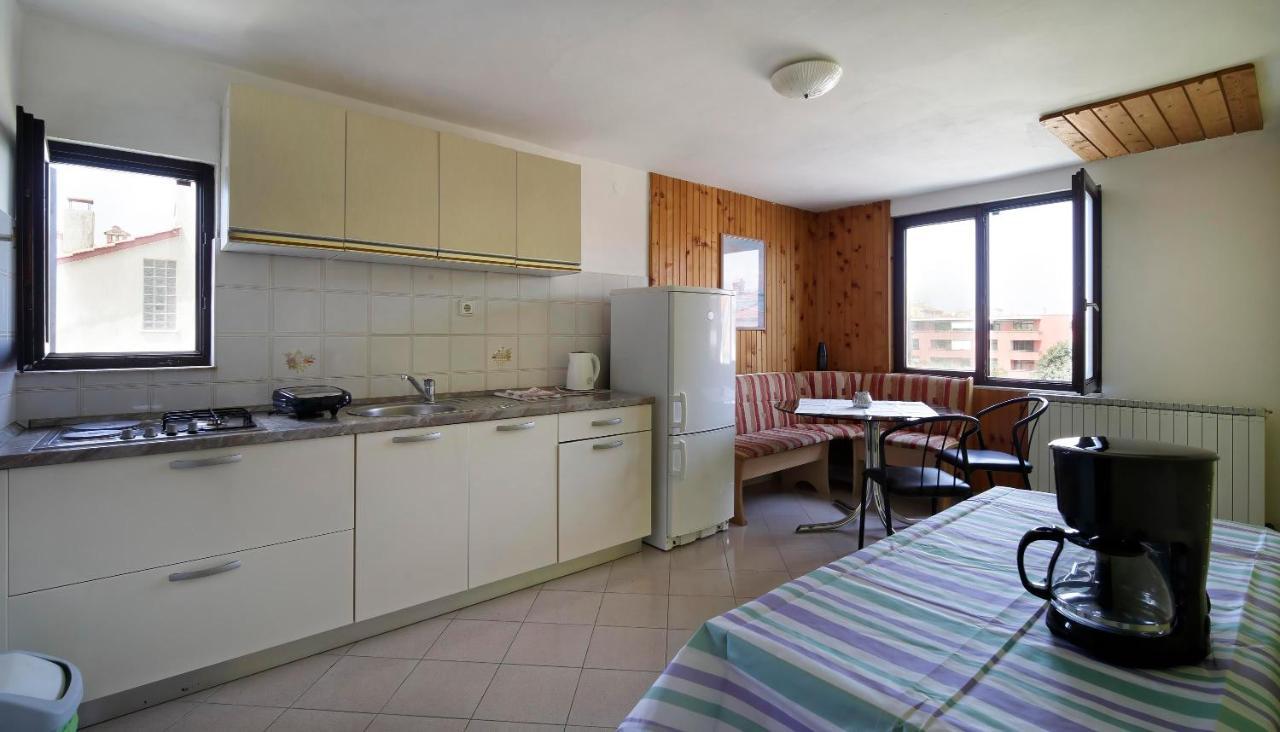 Apartments Natali 罗维尼 外观 照片