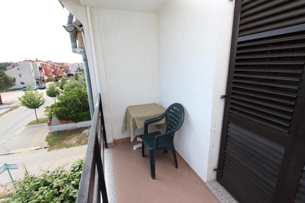 Apartments Natali 罗维尼 外观 照片
