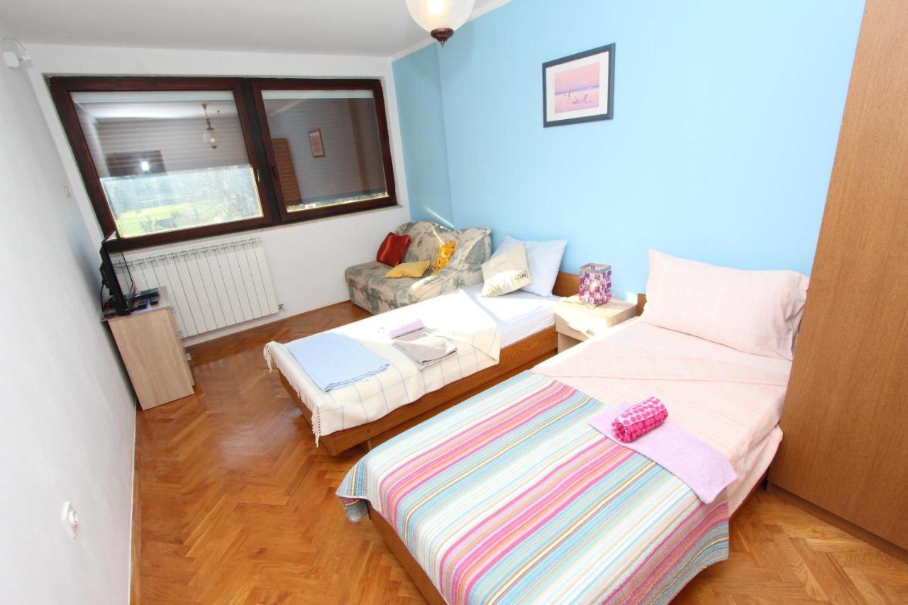 Apartments Natali 罗维尼 外观 照片